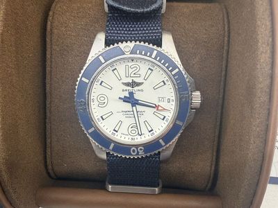 Breitling Superocean Automatic 42mm White Dial / Blue Bezel - Ref. A17366 - Full Kit