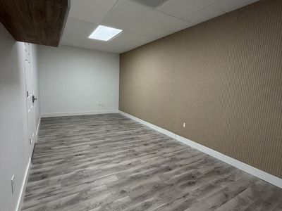 Office Space in Sandy. Great location.