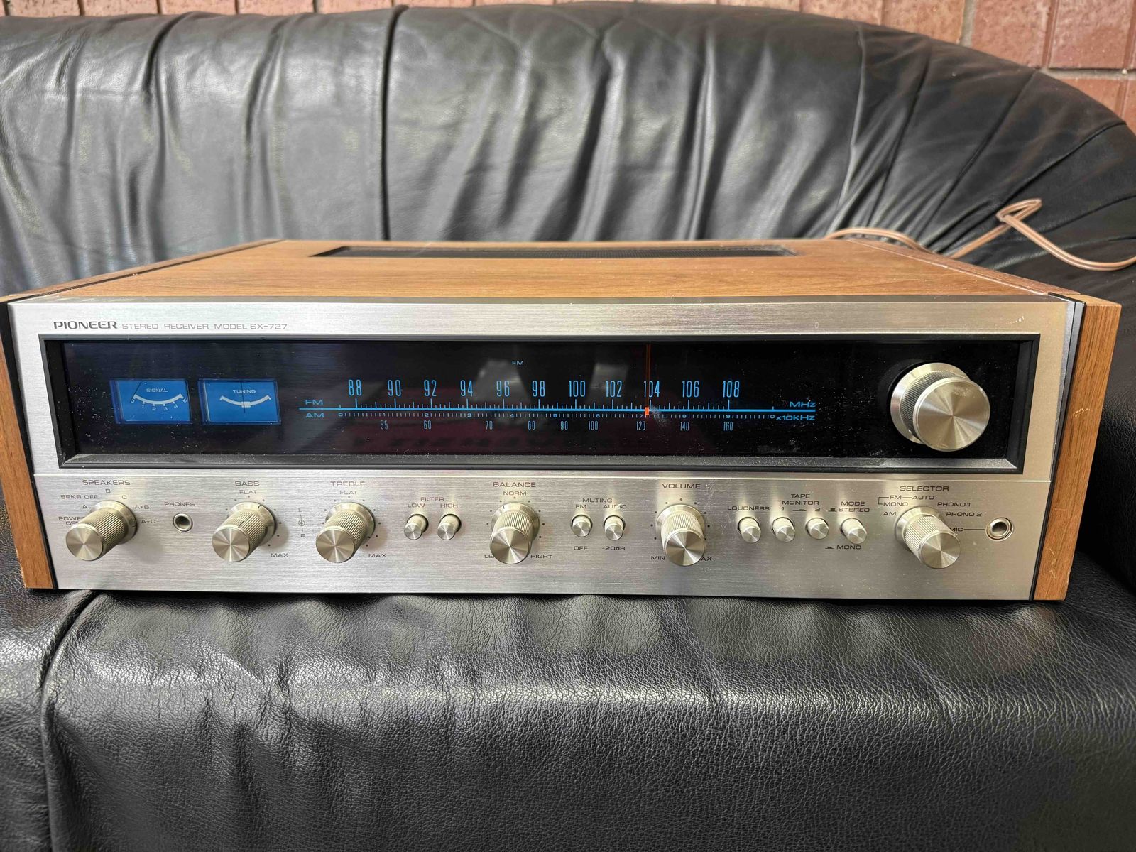 Pioneer Receiver Model SX-727