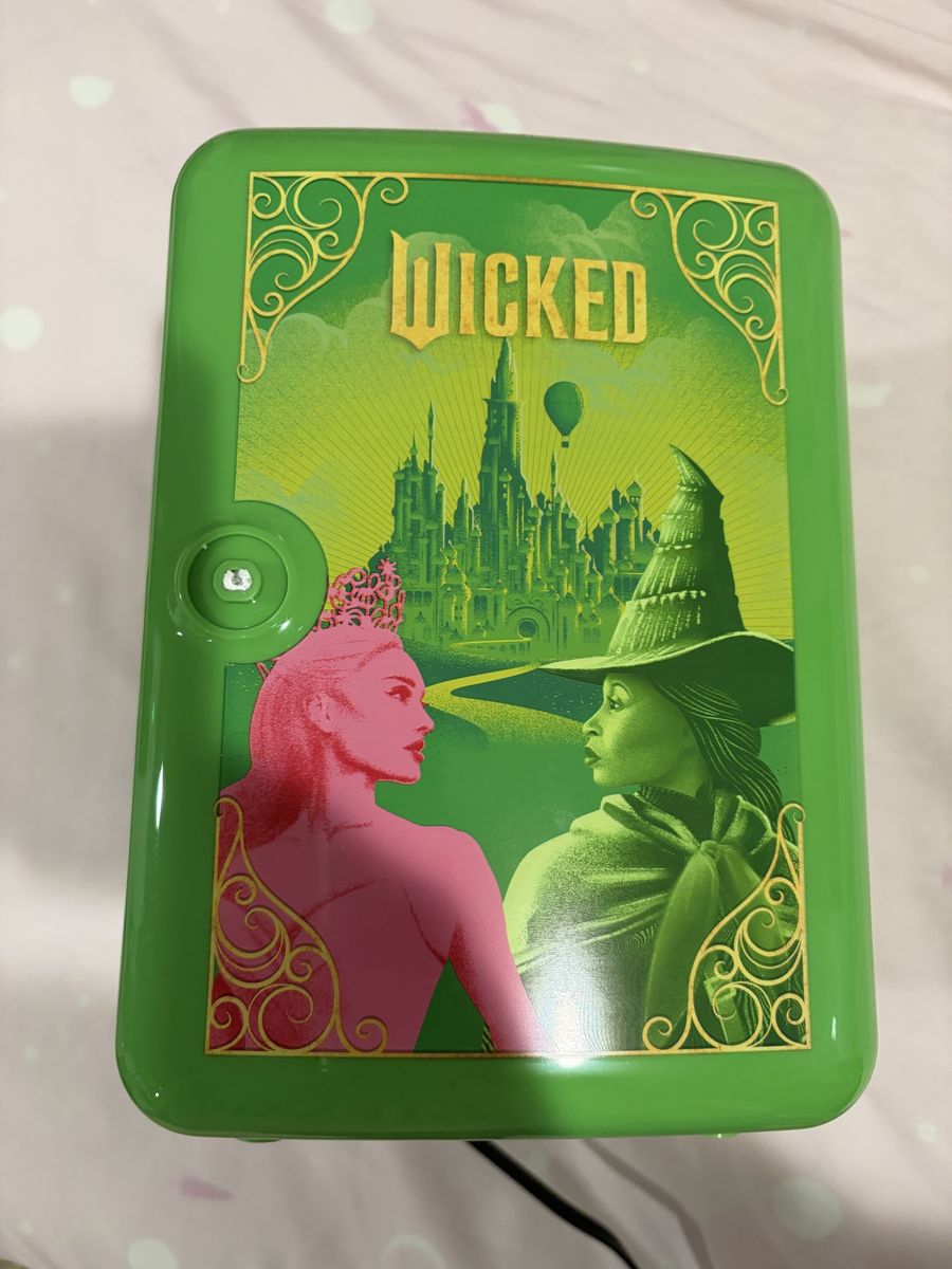 Wicked The Movie Mini Beauty Fridge Green 4L Personal Skincare Cooler