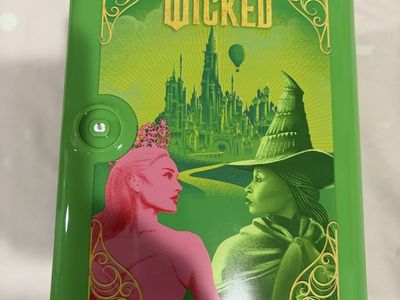 Wicked The Movie Mini Beauty Fridge Green 4L Personal Skincare Cooler
