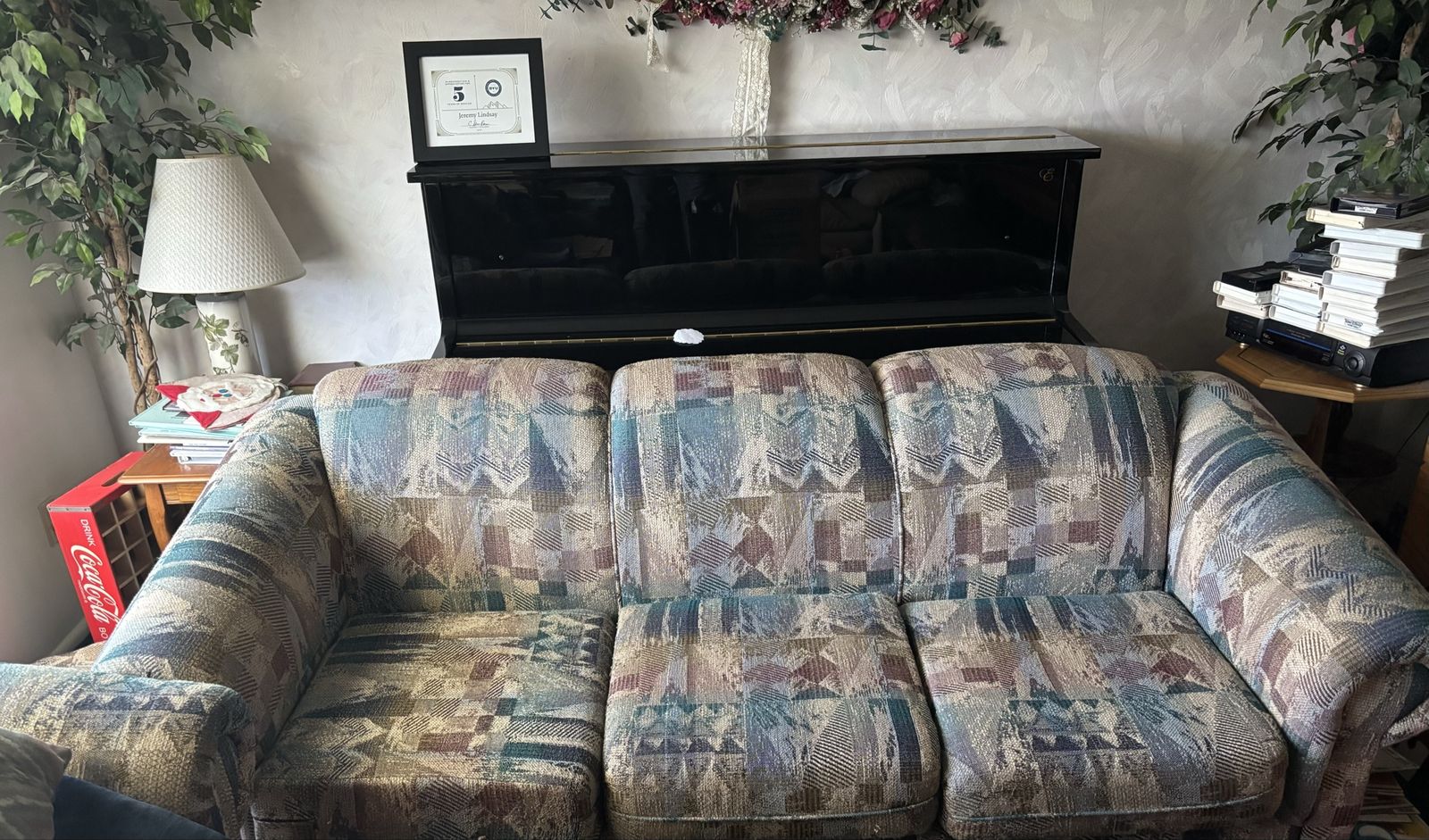 Patterned Fabric Couch & Loveseat Set