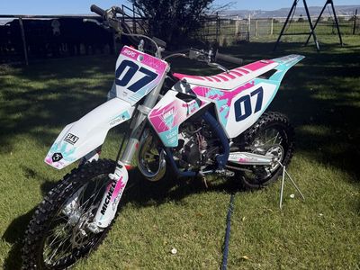 2024 Husqvarna TC 85 2-Stroke Dirt Bike - Low 15.5 Hours - Pink/Teal Custom Graphics
