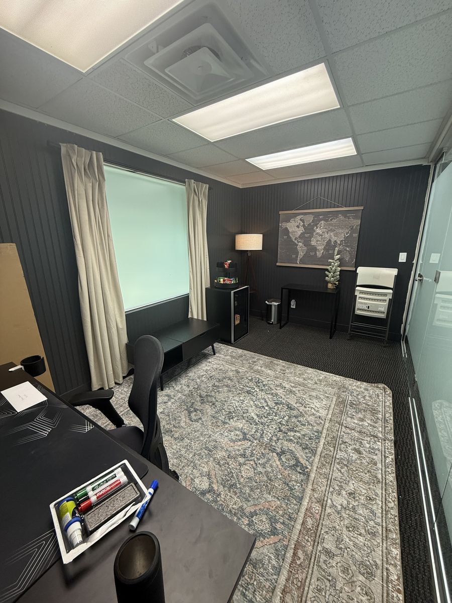 Office Suite for Lease - Tenant can Customize Room, ON UNIVERSITY PKWY OREM