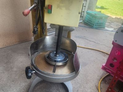 Commercial electric block ice shaver
