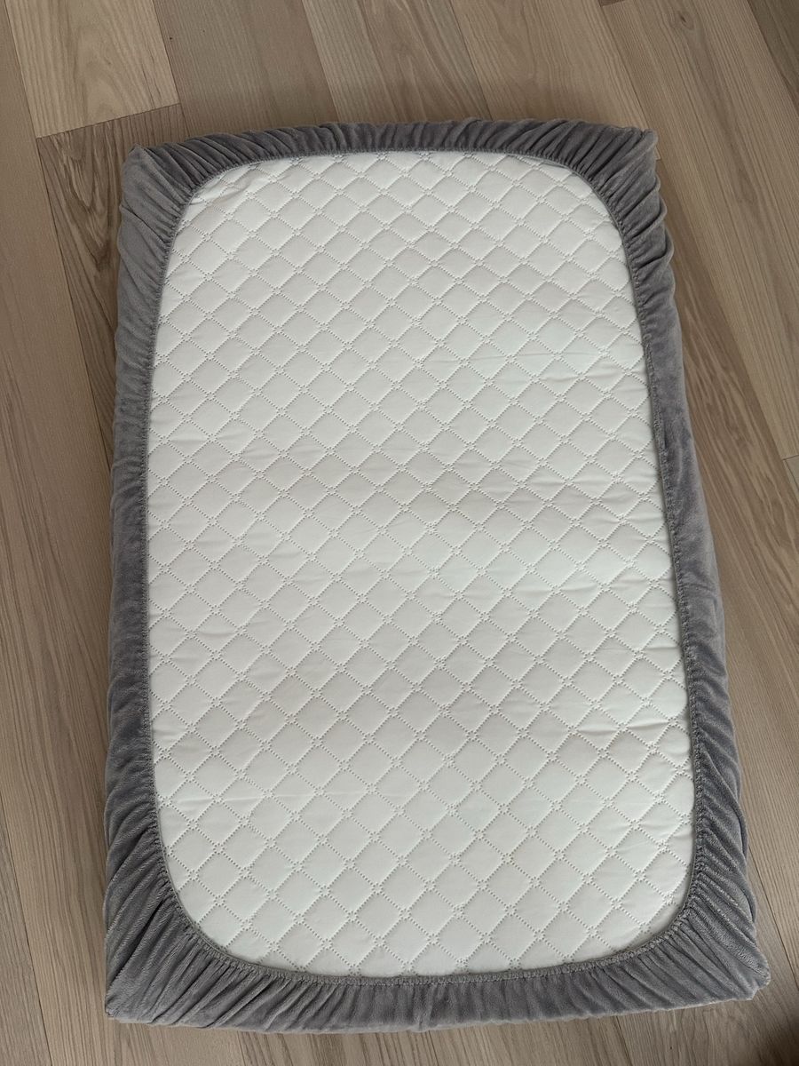 Pack n play mattress barely used
