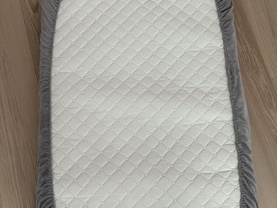 Pack n play mattress barely used