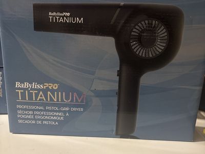 Babyliss Pro Titanium Blow dryer