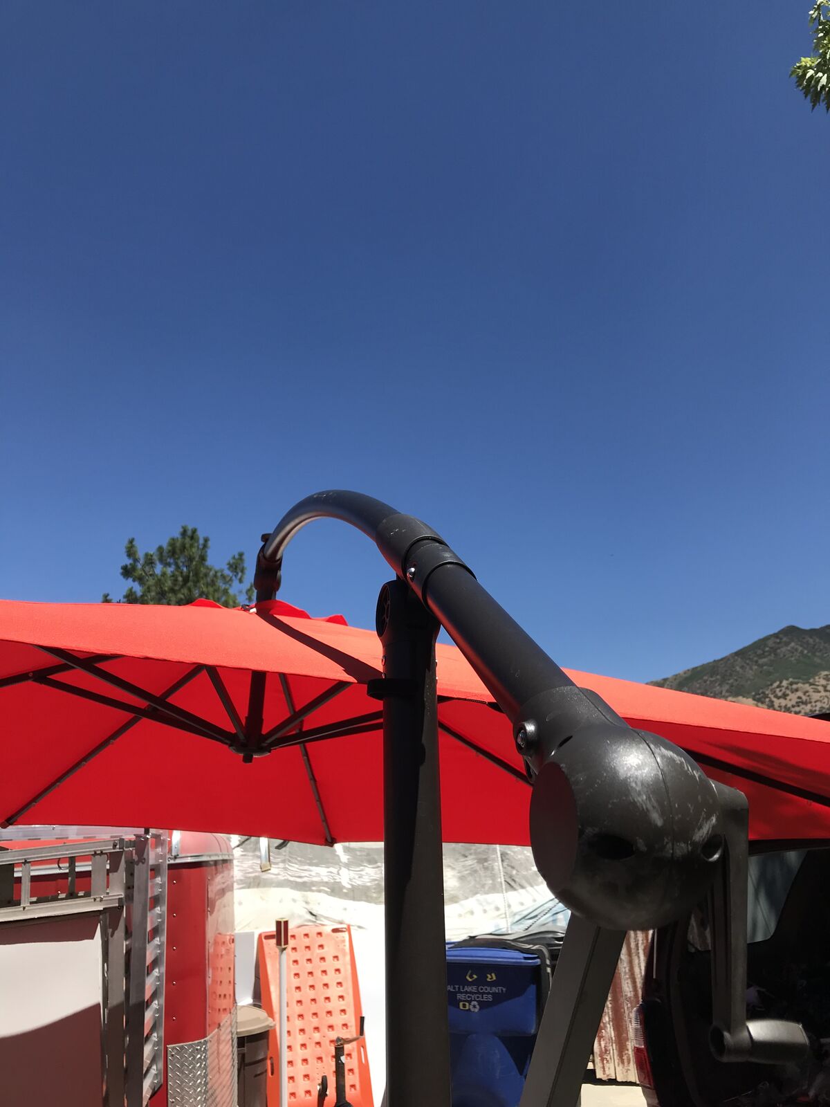 allen roth 8x8 cantilever patio umbrella with solar powered Lights