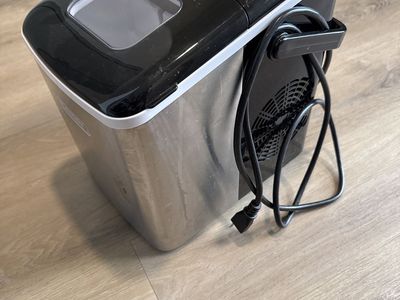 Ice Maker