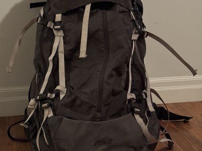 Arc'teryx Altra 85L Men's + Arc'teryx Rain Cover