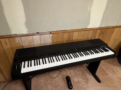 Yamaha Clavinova PF P-100 (Excellent condition).