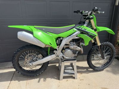 2023 Kawasaki KX450 Dirt Bike - Extra Parts Included