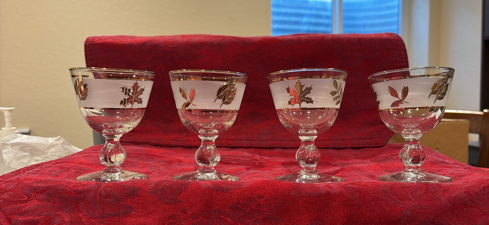 Vintage 1950s Libbey Gold Leaf Cordial Glasses