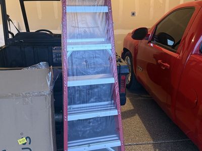 Brand new 7 foot ladder