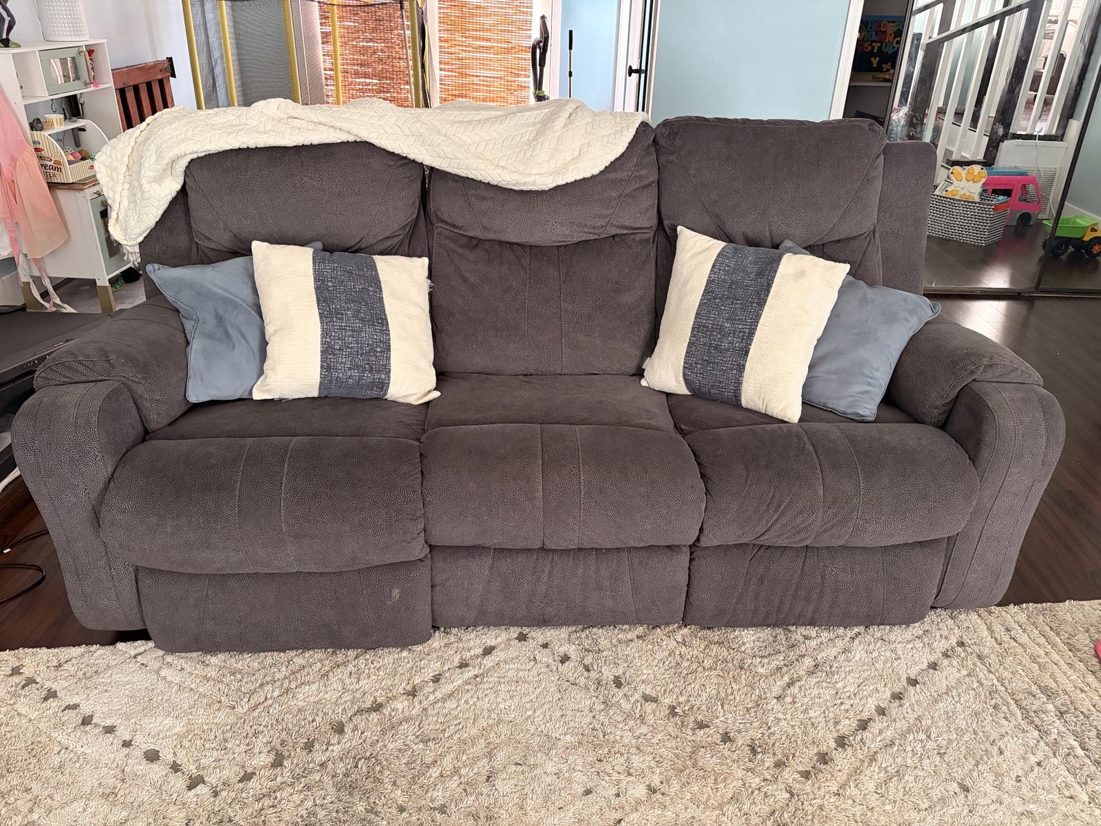 Dark Gray Fabric Electric Reclining Sofa Couch