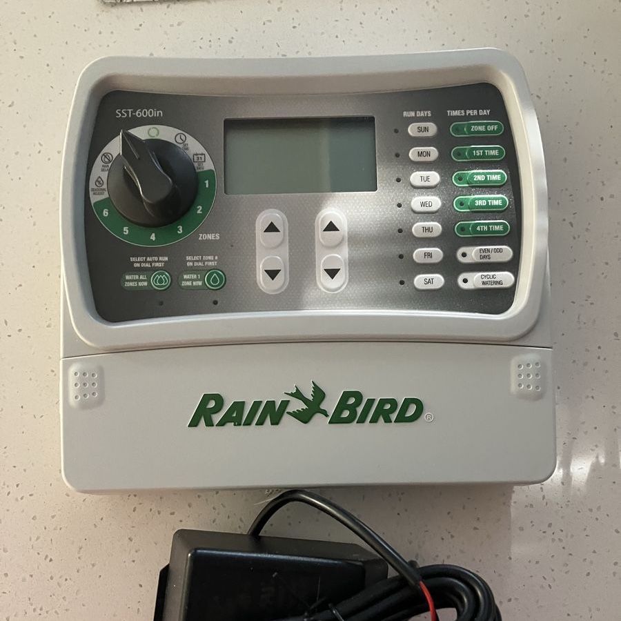 Rain Bird SST-600i Indoor 6-Zone Simple-To-Set Irrigation Timer/Controller