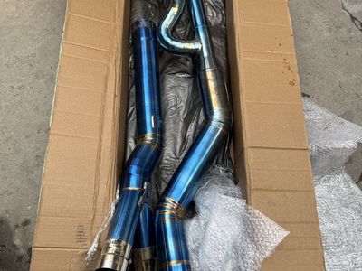 3.5 inch equal length titanium midpipe