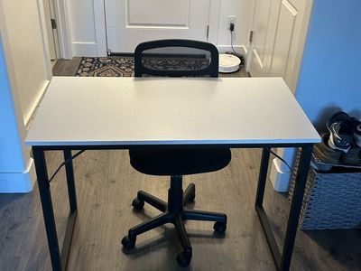 Black Office Desk Chair with Mesh Back