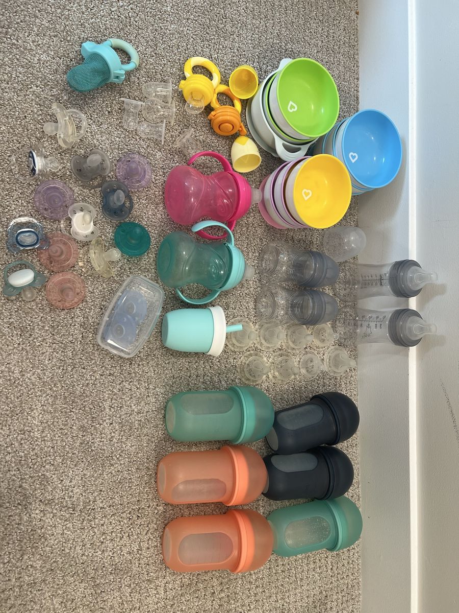 Large Baby Feeding Bundle: Bottles, Sippy Cups, Pacifiers, and Bowls - Mixed Brands & Sizes