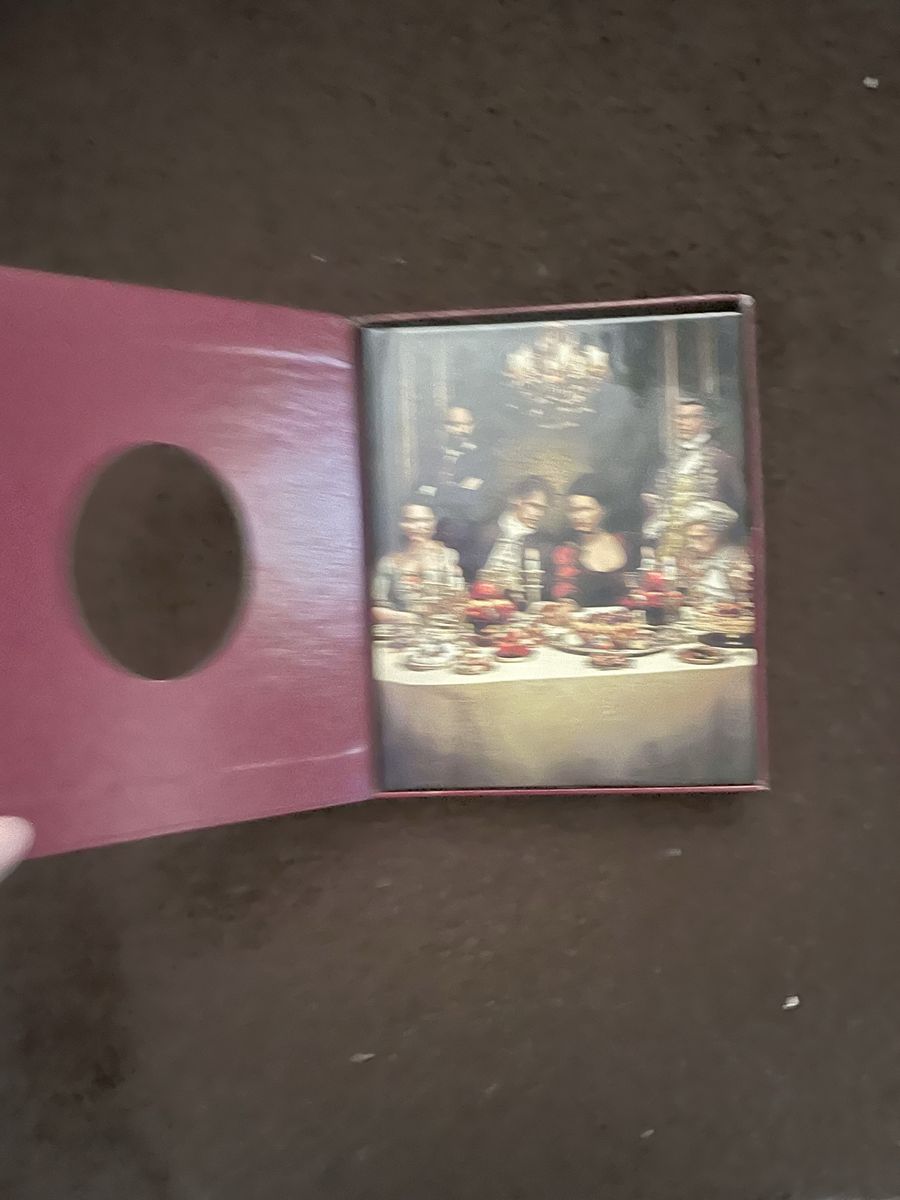 Main image 9