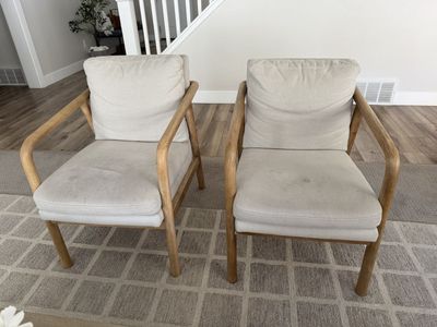 Accent chairs