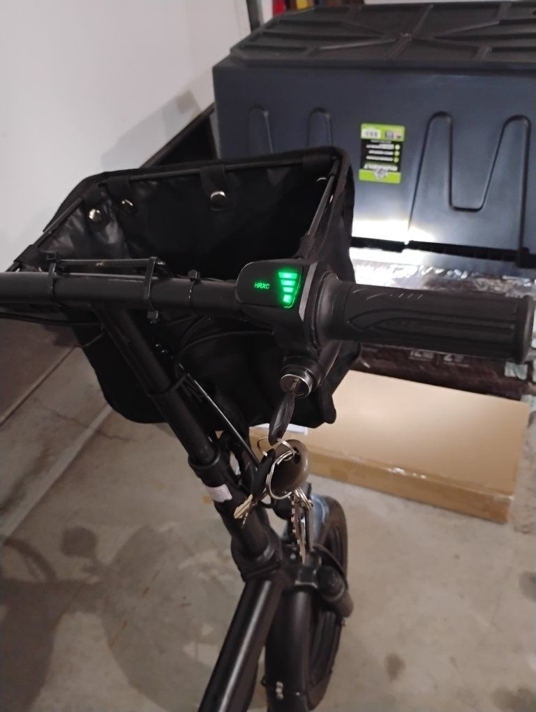 Main image 5