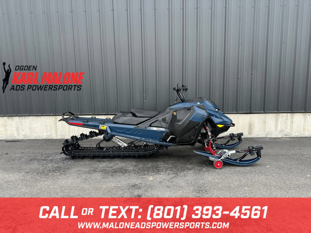2025 Ski-Doo Summit® X® with Expert Package 850 E-TEC 165 S_Level Powder 2.5_10.25 in