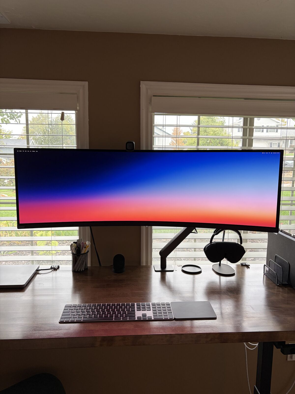 MSI OLED 49" Ultrawide Monitor | 144HZ | DQHD | 0.03ms