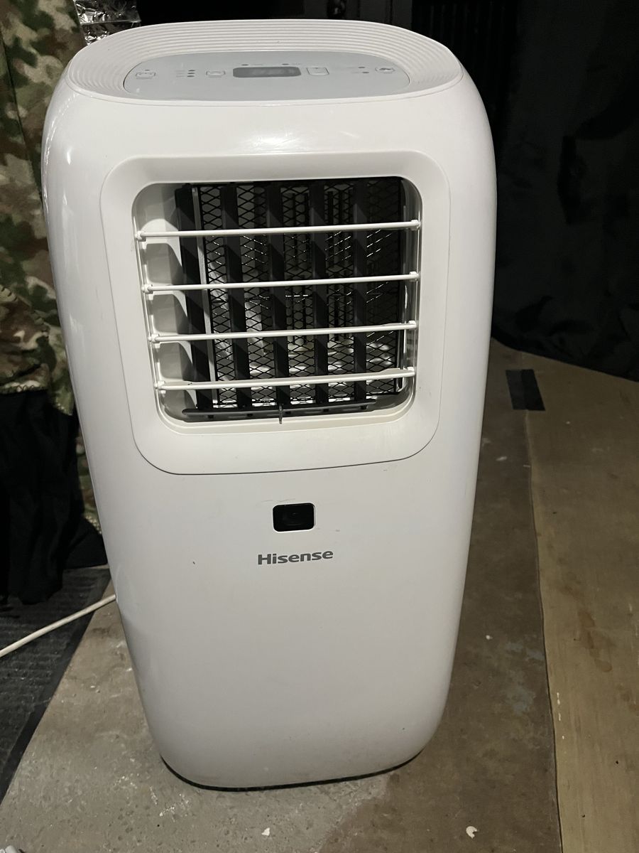 Hisense AP08CR1W 8000 BTU Portable Air Conditioner with Exhaust Hose