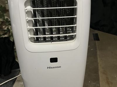 Hisense AP08CR1W 8000 BTU Portable Air Conditioner with Exhaust Hose