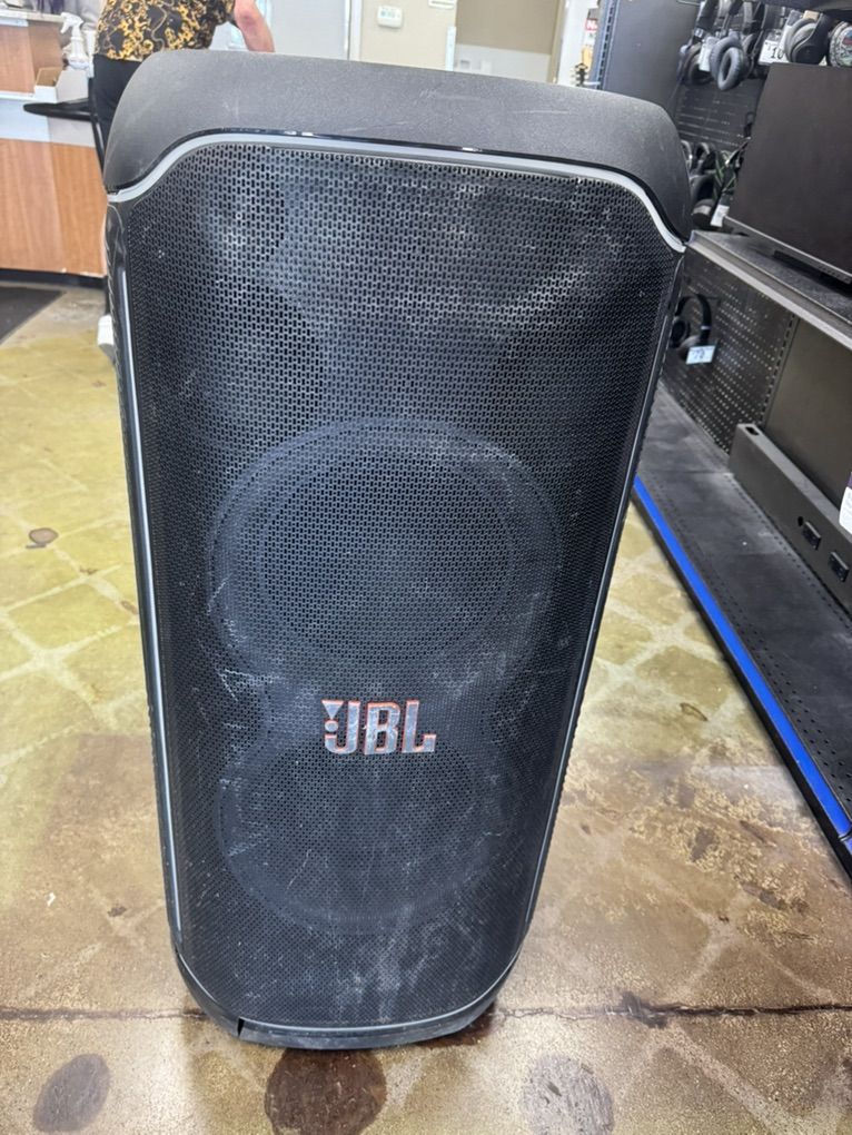 JBL PartyBox Ultimate – Huge Sound, Fully Working