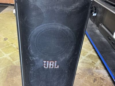 JBL PartyBox Ultimate – Huge Sound, Fully Working