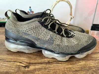 Nike Vapormax size 9