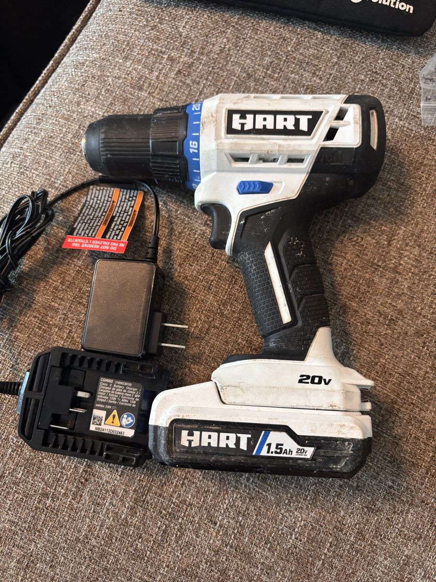 good working, hart hammer drill w/battery&chrgr