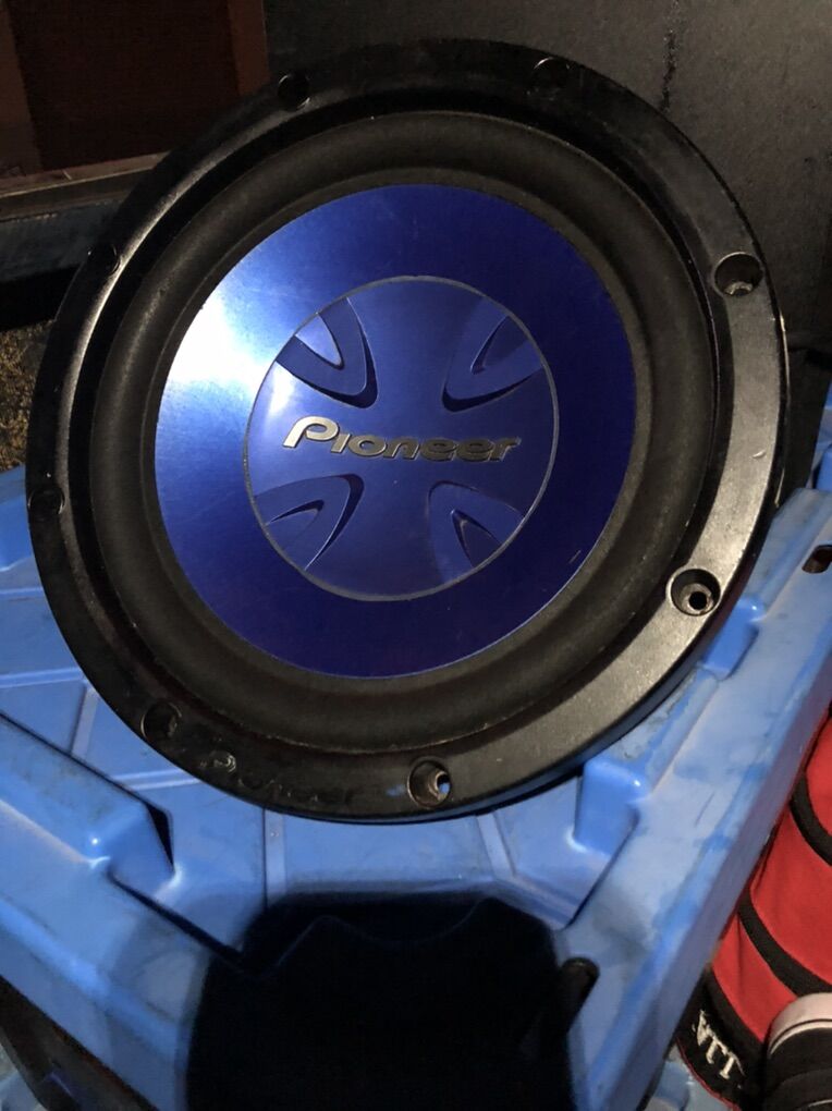 Pioneer 12 Subwoofer