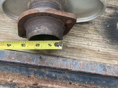 Short muffler resonator