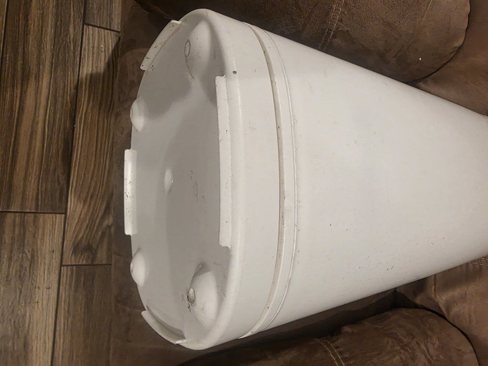 Main image 6