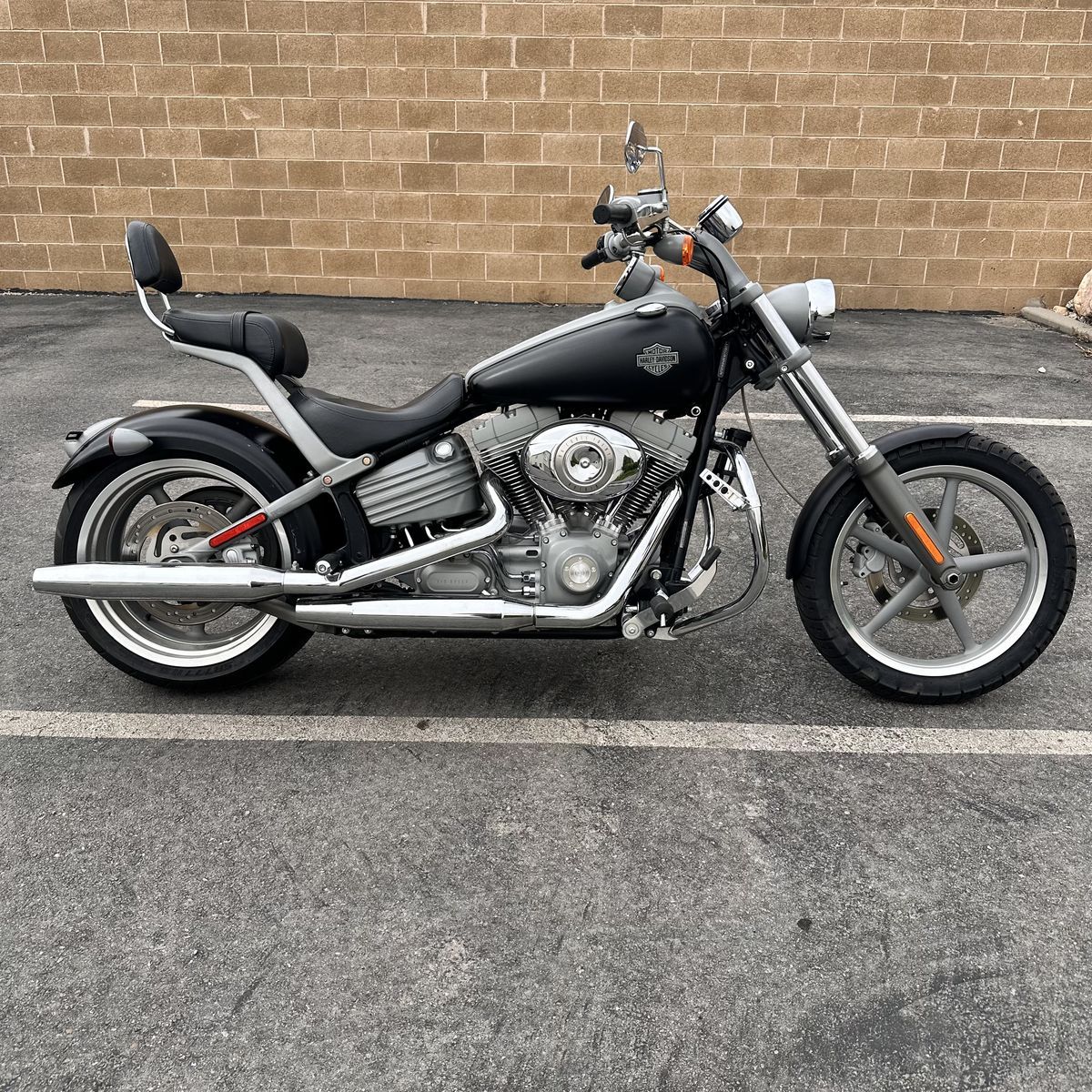 2009 Harley Davidson Rocker Softail - Chopper Cruiser