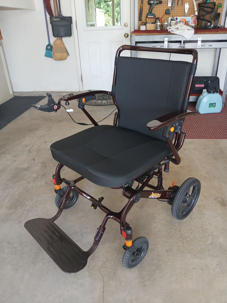 Pride Jazzy Carbon HD Folding Power Wheelchair Lightly Used