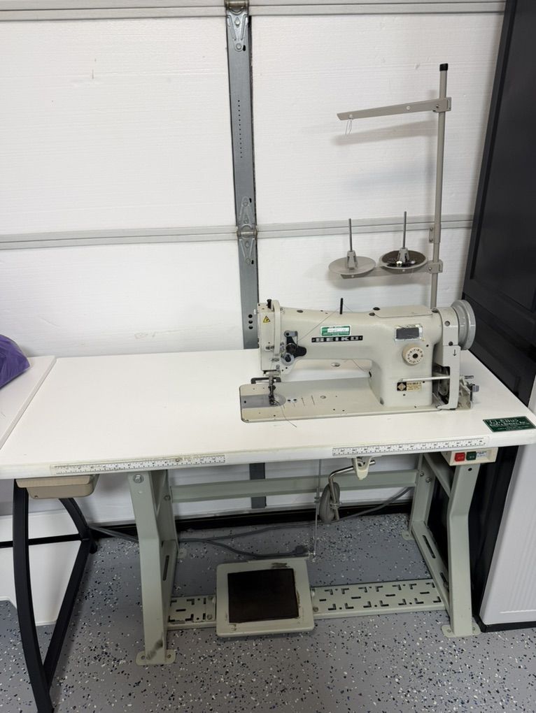 Industrial Walking Foot Sewing Machine
