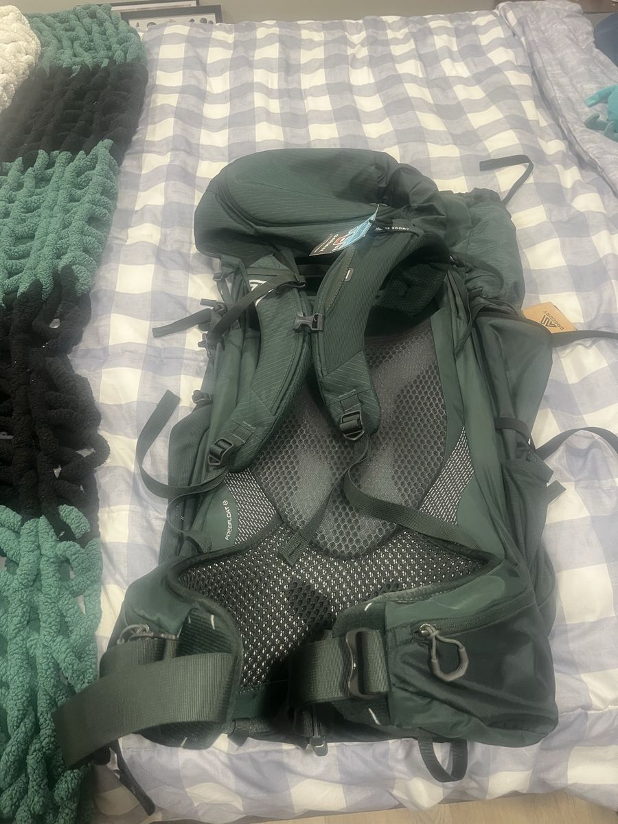 Gregory Paragon 60 Backpack - Men's SM/MD - New, Tags Intact, FreeFloat Comfort