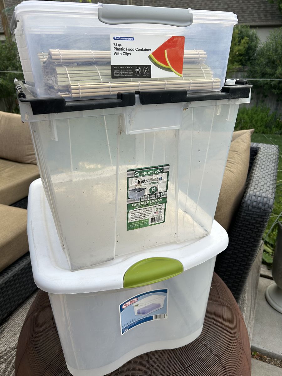 BINS TOTES LIDS THAT LOCK SET OF 3
