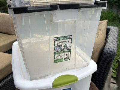 BINS TOTES LIDS THAT LOCK SET OF 3