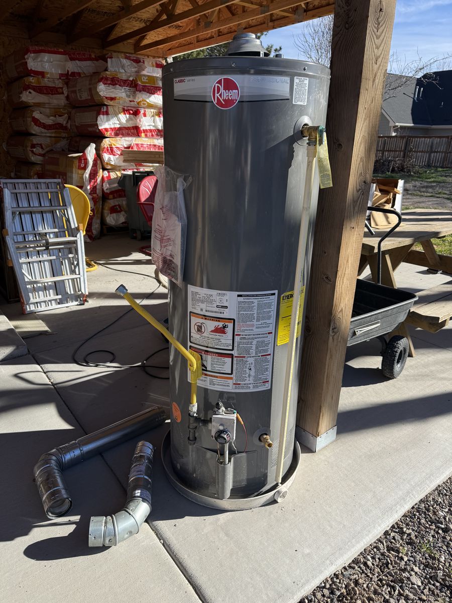 Rheem 50-Gallon Natural Gas Water Heater