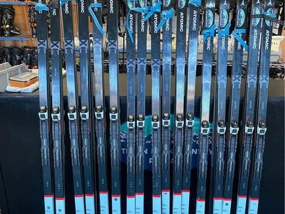 Atomic classic cross-country skis