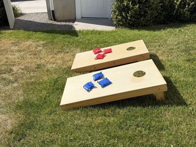 Like New Cornhole Set - Includes 2 Boards & 8 Bean Bags (Red & Blue)