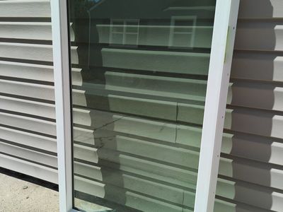 New Milgard V250 Vinyl Casement Window - 36" x 60" (Egress Size)