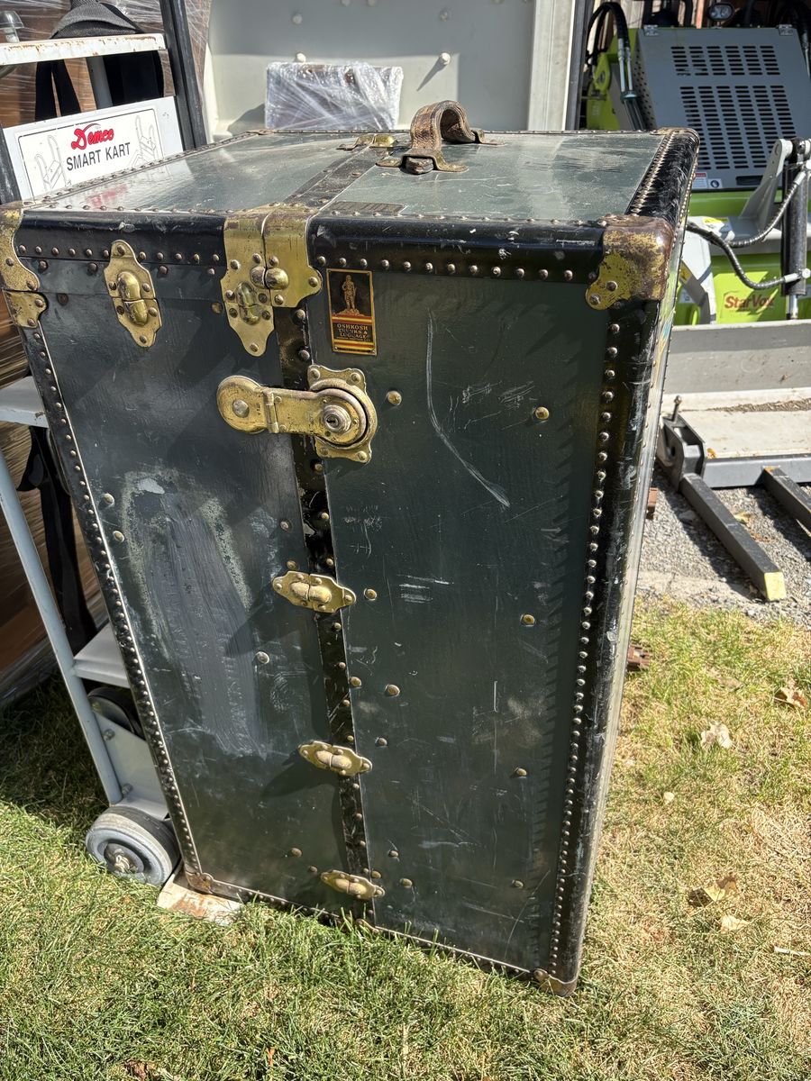 Antique Steamer Trunk Co. Green & Gold