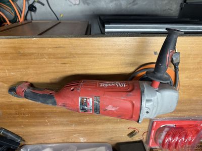 Milwaukee 7/9 inch grinder corded